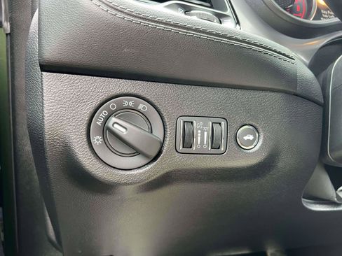 Used 2023 Dodge Challenger R/T Scat Pack image 21