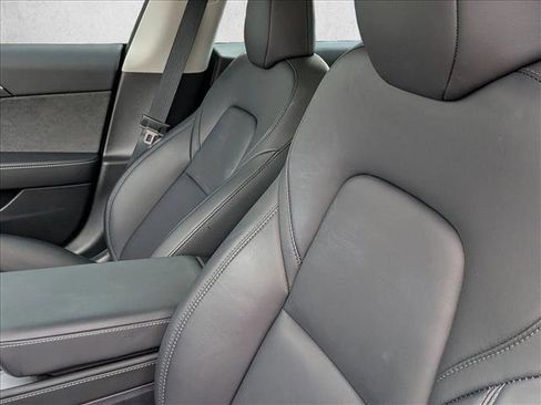 Used 2023 Tesla Model 3 Standard Range image 14