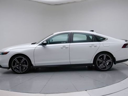 Used 2024 Honda Accord Sport image 14
