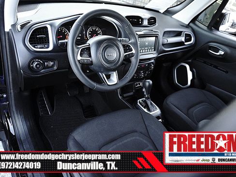Used 2020 Jeep Renegade Latitude FWD image 10