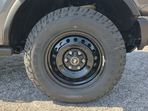 New 2026 Ford Bronco Big Bend w/ Black Diamond Package AWD/4WD image 9