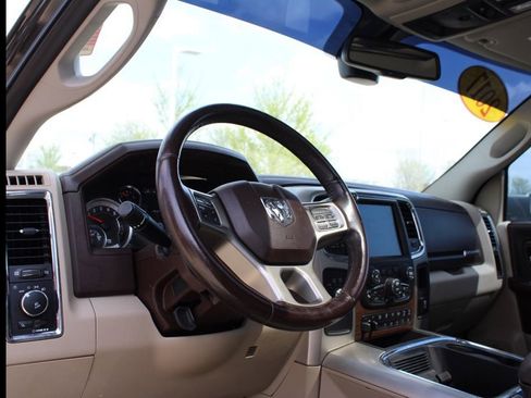 Used 2017 RAM 2500 Laramie w/ Convenience Group AWD/4WD image 17