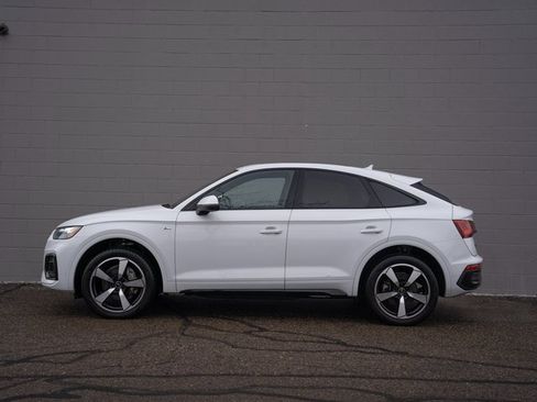 Used 2023 Audi Q5 2.0T Premium Plus w/ Premium Plus Package image 2