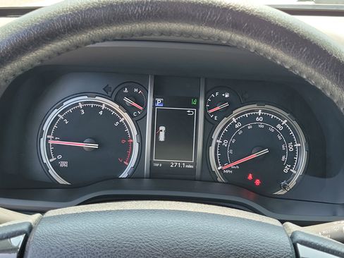 Used 2023 Toyota 4Runner TRD Off-Road Premium w/ Moonroof Package AWD/4WD image 26