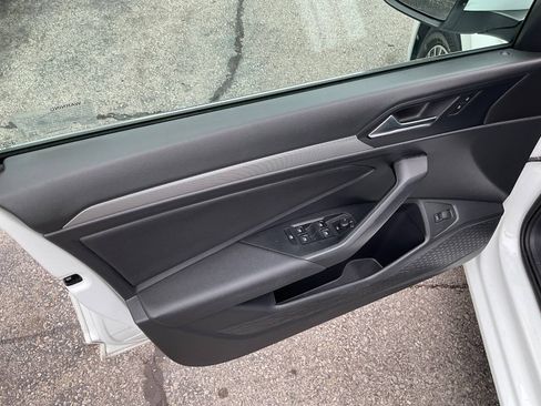 Used 2019 Volkswagen Jetta SE FWD image 20