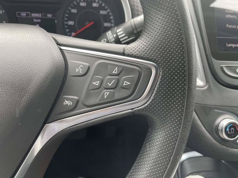 Used 2025 Chevrolet Malibu LT FWD image 22