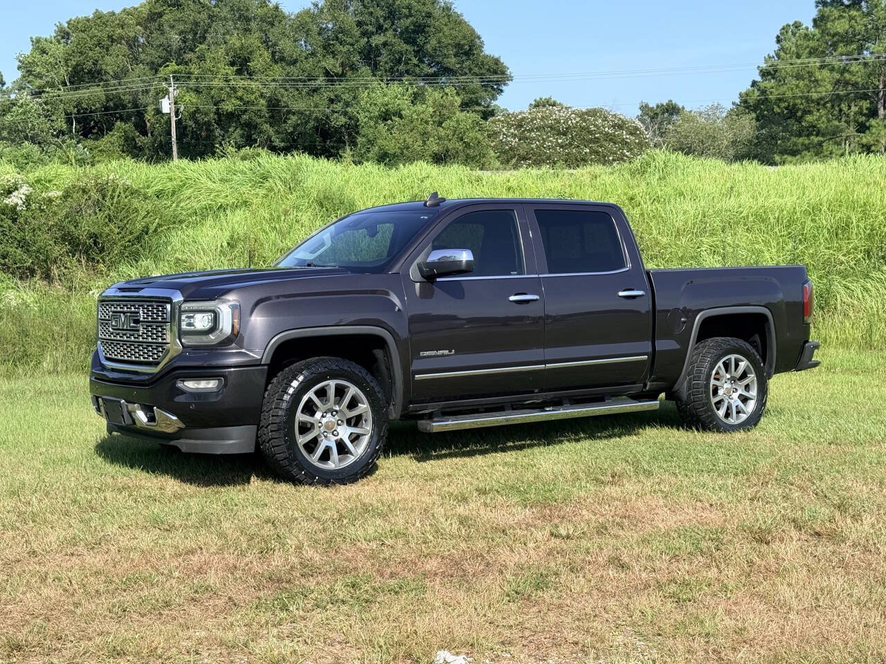Used 2016 GMC Sierra 1500 Denali w/ Enhanced Driver Alert Package RWD image 1