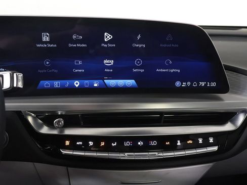Used 2025 Cadillac Lyriq Luxury RWD image 46