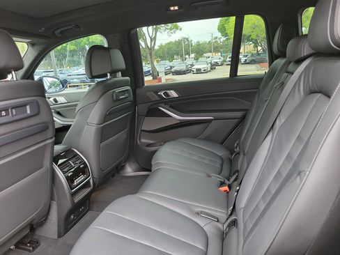 Used 2021 BMW X7 M50i w/ Executive Package AWD/4WD image 12