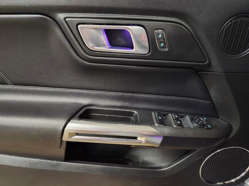 Used 2020 Ford Mustang Premium RWD image 42