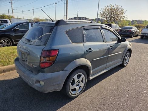 Used 2006 Pontiac Vibe w/ Sun And Sound Package image 3