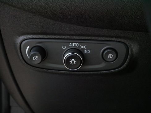 Used 2019 Chevrolet Equinox Premier AWD/4WD image 26