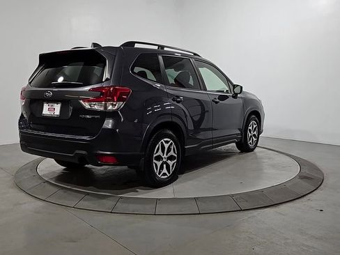 Certified 2021 Subaru Forester Premium image 6