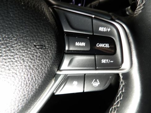 Used 2018 Honda Accord Sport image 20