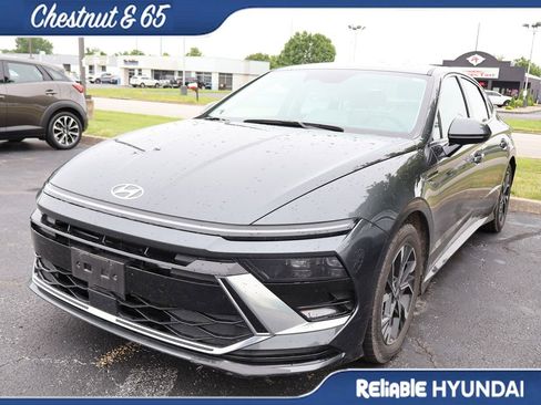 Used 2024 Hyundai Sonata SEL FWD image 11