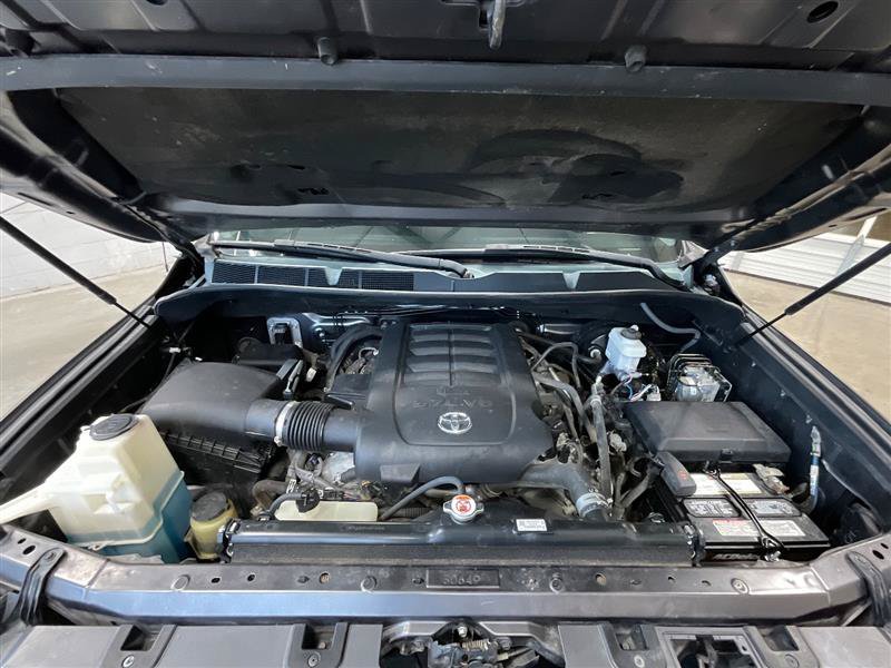 Used 2019 Toyota Tundra SR5 w/ TRD Off Road Package AWD/4WD image 34