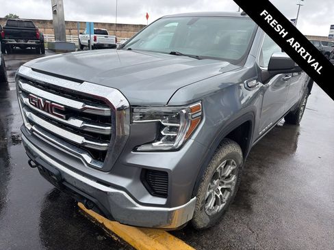Used 2020 GMC Sierra 1500 SLE w/ SLE Value Package AWD/4WD image 2