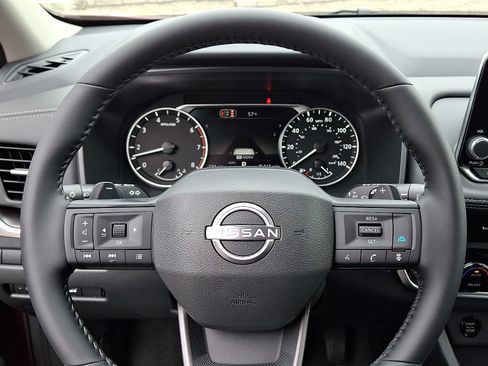 New 2026 Nissan Rogue SV w/ Cold Weather Package AWD/4WD image 14