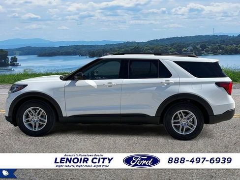 New 2026 Ford Explorer Active w/ Active Comfort Package RWD image 6