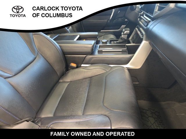 Used 2023 Toyota Sequoia Platinum AWD/4WD image 24