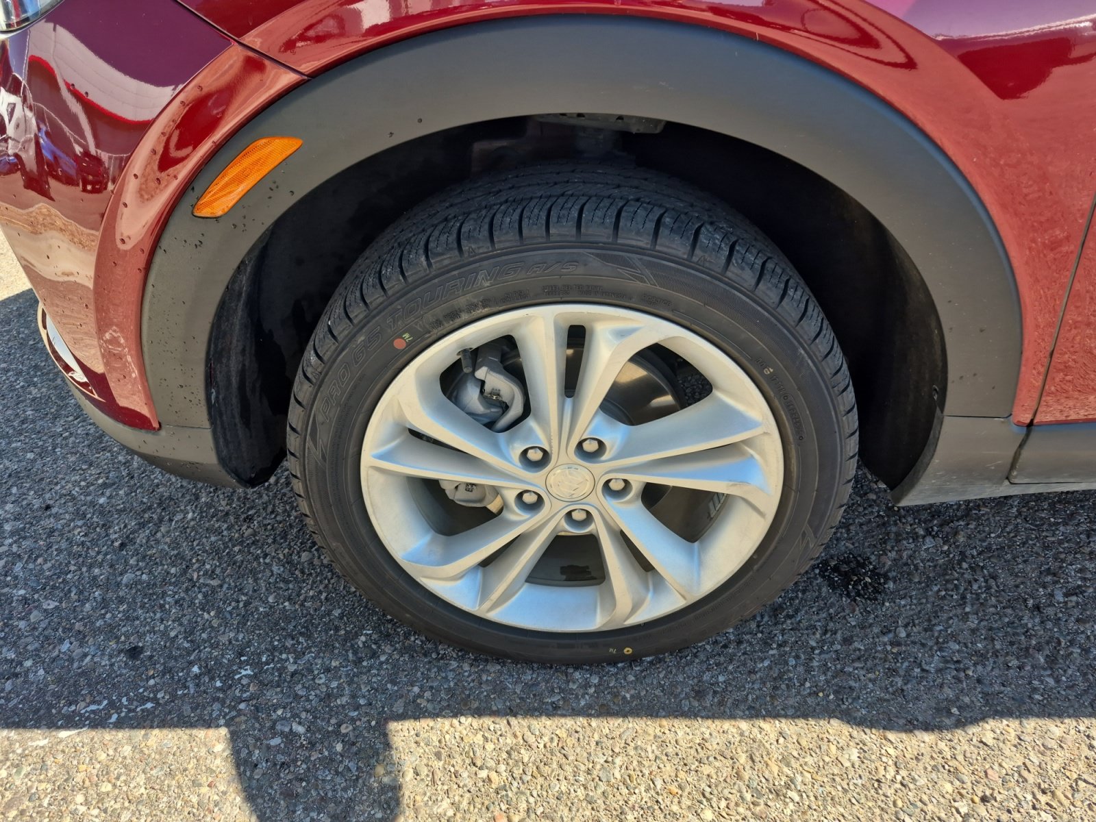 Used 2022 Buick Encore GX Preferred w/ Cold Weather Comfort Package AWD/4WD image 25