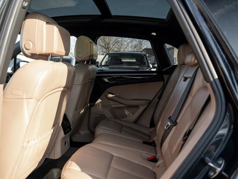 Used 2019 Porsche Macan Sport Edition image 8