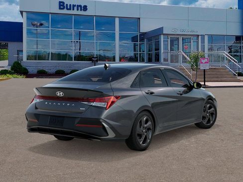 New 2026 Hyundai Elantra Sport image 4