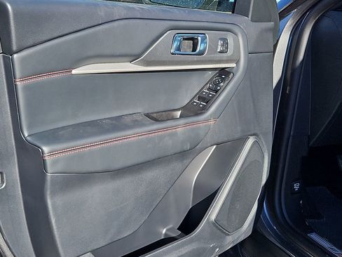 New 2026 Ford Explorer ST-Line w/ ST-Line Street Pack image 21