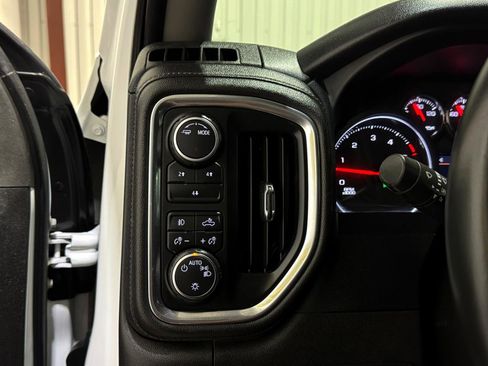 Used 2022 Chevrolet Silverado 2500 LT w/ Convenience Package AWD/4WD image 26