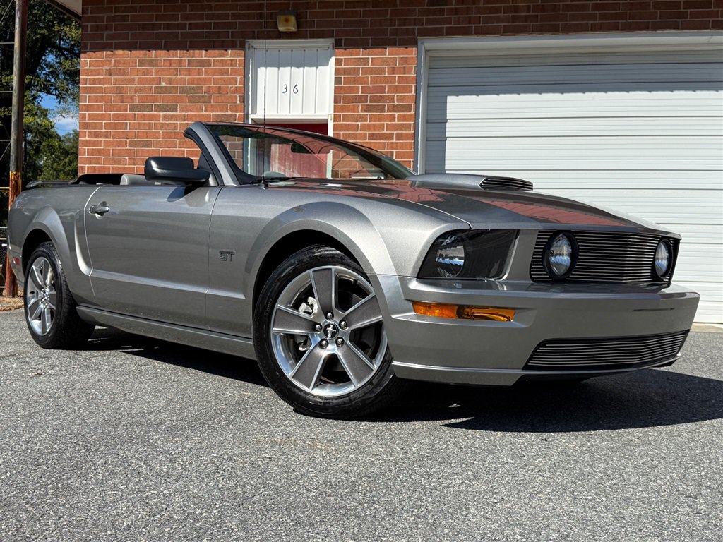 Used 2008 Ford Mustang GT RWD image 29