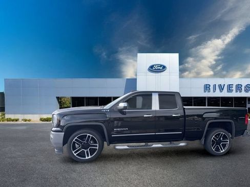 Used 2019 GMC Sierra 1500 SLE w/ Black Pack AWD/4WD image 2