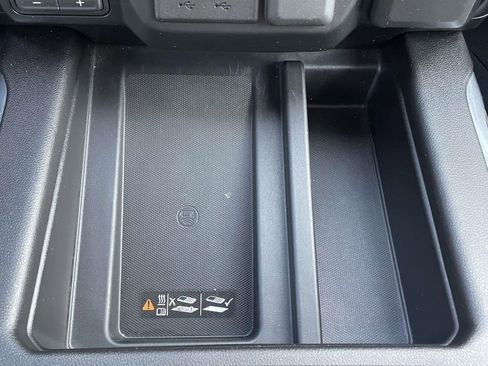 Used 2019 Chevrolet Silverado 1500 High Country w/ Technology Package image 23