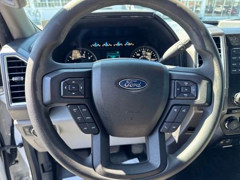 Used 2015 Ford F150 XLT image 14
