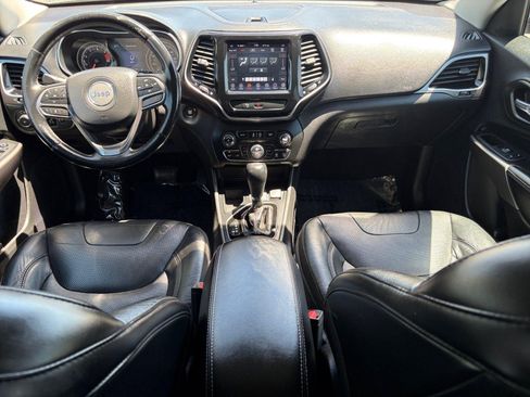 Used 2020 Jeep Cherokee Limited FWD image 17