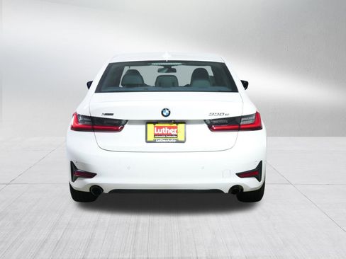 Used 2021 BMW 330e xDrive w/ Convenience Package image 6