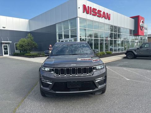 Used 2024 Jeep Grand Cherokee Limited 4xe AWD/4WD image 2