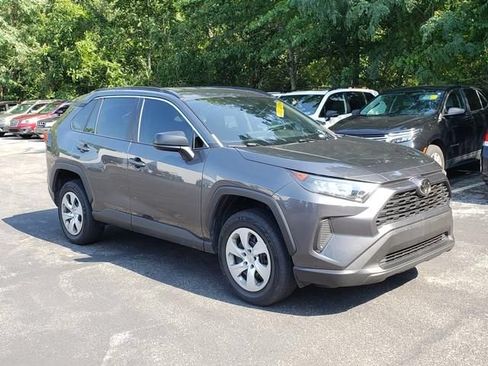Used 2019 Toyota RAV4 LE AWD/4WD image 1
