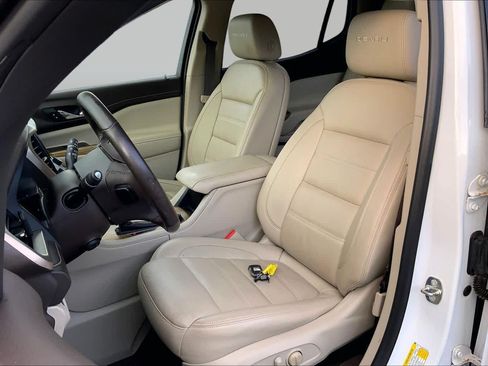 Used 2019 GMC Acadia Denali w/ Technology Package AWD/4WD image 8