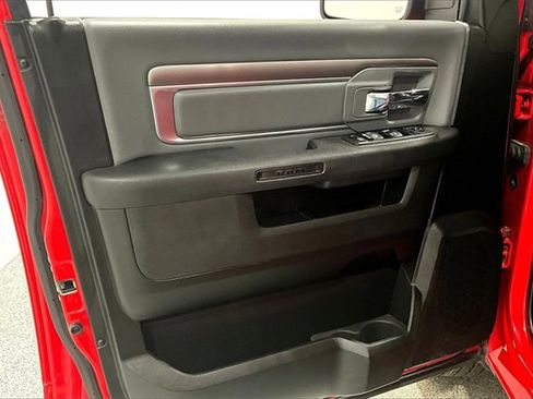 Used 2023 RAM 1500 Classic SLT image 21