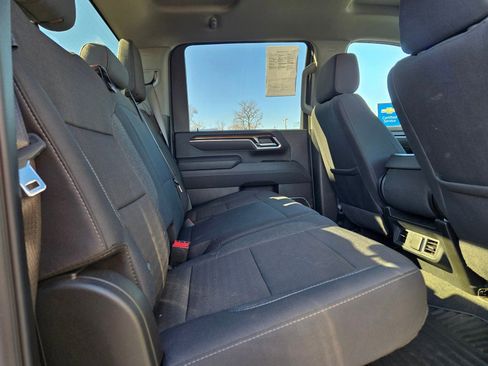 Certified 2025 Chevrolet Silverado 2500 LT w/ Convenience Package AWD/4WD image 11