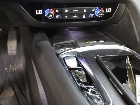 Used 2023 Buick Enclave Avenir w/ Avenir Technology Package AWD/4WD image 20