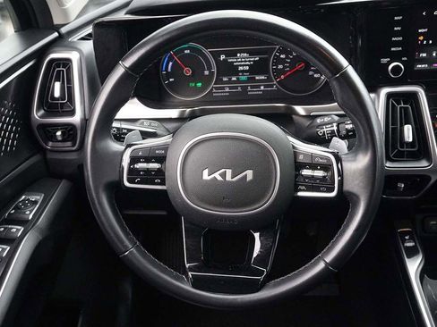Used 2022 Kia Sorento S FWD image 44