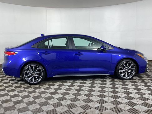 Used 2022 Toyota Corolla SE w/ Carpet Mat Package (TMS) FWD image 7