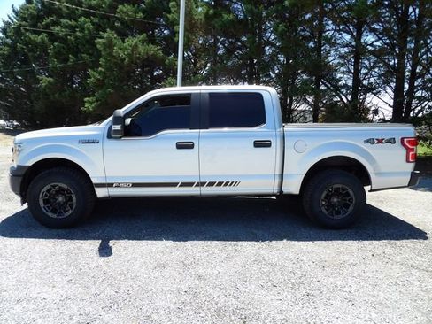 Used 2018 Ford F150 XL w/ XL Power Equipment Group AWD/4WD image 2