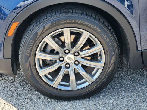 Used 2020 Cadillac XT4 Premium Luxury FWD image 30