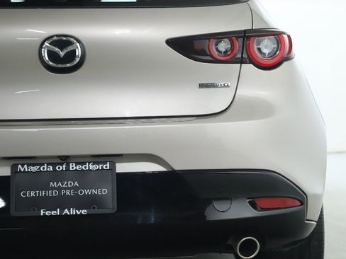Used 2022 MAZDA MAZDA3 s image 45