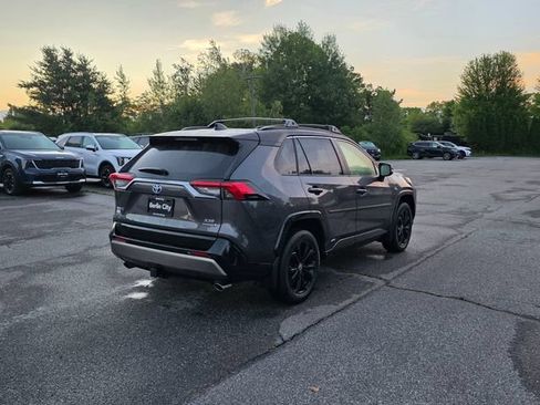 Used 2023 Toyota RAV4 XSE AWD/4WD image 8