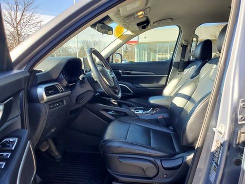 Used 2020 Kia Telluride LX AWD/4WD image 18