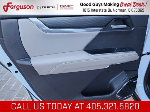 New 2026 GMC Acadia Elevation w/ Black Edition FWD image 43
