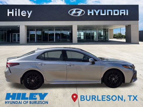 Used 2023 Toyota Camry XSE w/ Cold Weather Package FWD image 3